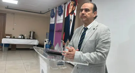 İzmir Kent Konseyi '5. Yılında 30 Ekim Depremi’ panelini gerçekleştirdi