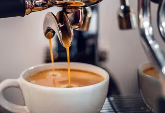 Kahve lezzetinizin gizli katili ortaya çıktı! Fincanınızdaki o kötü tat neden geliyor?