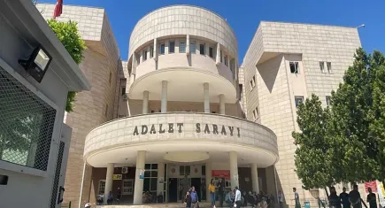 Öğrencinin yüzünde sigara söndürmüştü: O temizlik görevlisi tutuklandı!