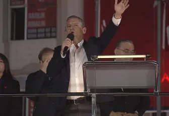 Özgür Özel'den bahis iddiası: İzmir'deki Göztepe maçına Kıbrıs’tan 5.5 milyonluk bahis oynanmış