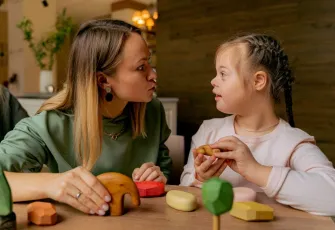 Prof. Erbaş'ın açıklaması gündemde: Asperger sendromu (yüksek fonksiyonlu otizm) nedir? bilim insanları neden "küçük profesörler" olarak anılıyor?