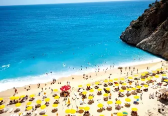 Türkiye'nin turizm geliri 2025'te 50 milyar doları geçti