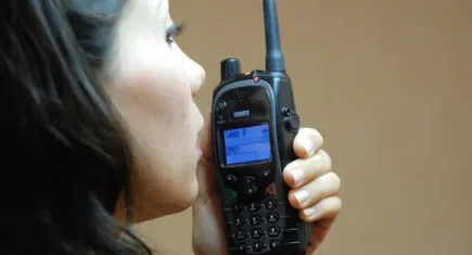 Afet iletişiminde kritik hamle: Sayısal telsiz sistemi 60 ilde devreye giriyor! Türkiye'nin deprem gözlem ağı büyüyor