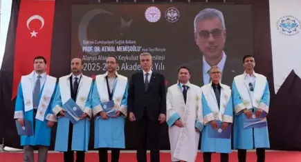 Bakan Memişoğlu'ndan tüm insanlığı ilgilendiren kritik mesaj: "Biz hala bir umut kapısıyız!"