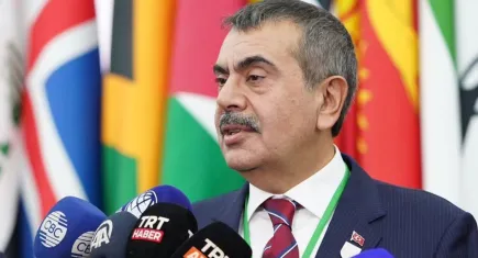 Bakan Tekin'den Semerkant'ta kritik vurgu: "Savaşların olmadığı bir dünya mümkündü..."