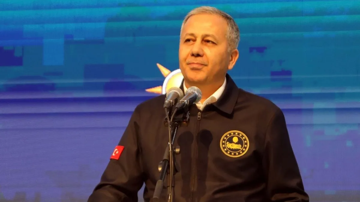 Bakan Yerlikaya'dan ilk kez açıklama: Gönüllü geri dönen Suriyeli sayısı 550 bini aştı! haberinin görseli