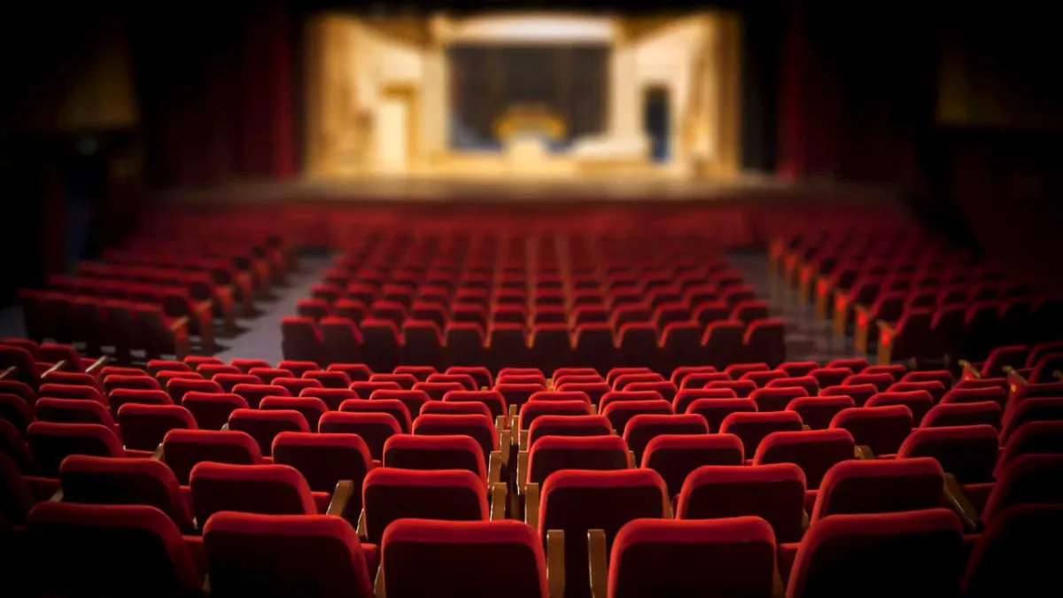 ‘Bir Kadının Yaşamından 24 Saat’ İzmir’de izleyicisi ile buluşacak haberinin görseli