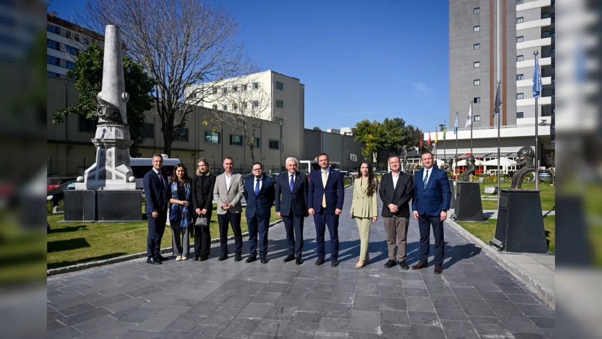 Bornova’nın ev sahipliğinde Białystok ile kardeş şehir iş birliği güçlendi haberinin görseli