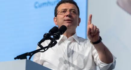 Ekrem İmamoğlu'ndan iktidara "aldatmaca" sözleriyle sert çıkış: "Millet bu oyunu görüyor!"