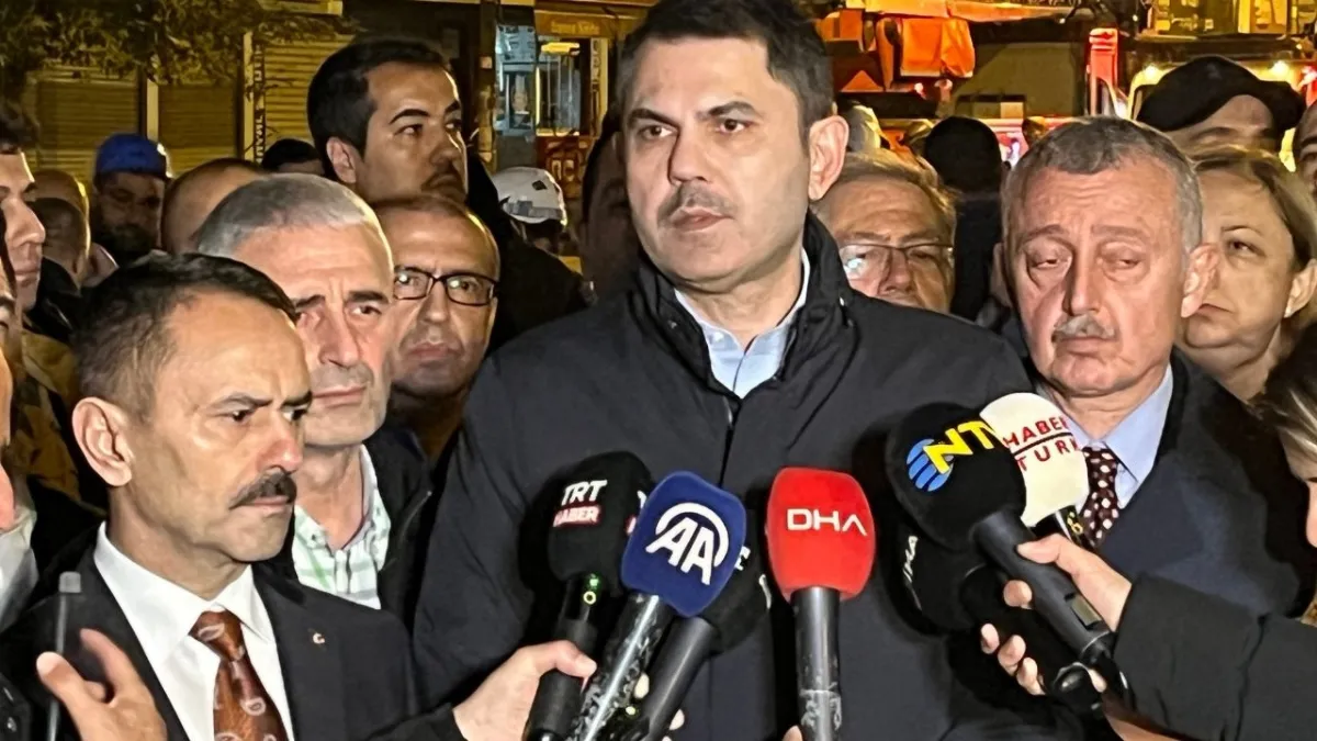 Gebze'deki korkunç çökmenin sır perdesi aralanıyor: Bakan Kurum'dan kritik "zemin" ve "yapı denetim" açıklaması! haberinin görseli