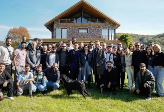 Güller ve Günahlar'ın setinden büyük sürpriz!