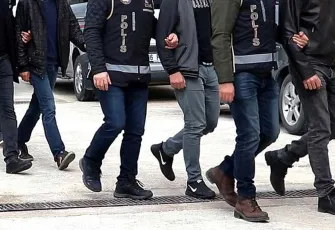 İzmir’de asayiş operasyonlarında 54 kişi gözaltına alındı