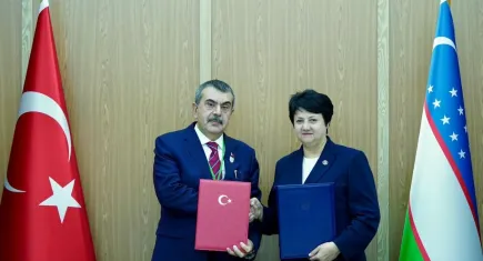 Kardeşlik hukuku eğitime taşınıyor: Türkiye ve Özbekistan'dan çığır açan imza!