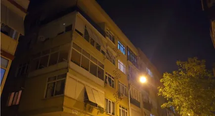 Kartal’da kolonlarında çatlaklar oluşan bina tahliye edildi