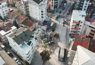Kocaeli’de yıkılan binaya ilişkin kritik açıklama