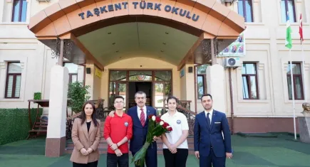 Özbekistan'da 'maarif modeli'ne tam destek! Bakan Tekin'den sürpriz ziyaret ve doğum günü kutlaması