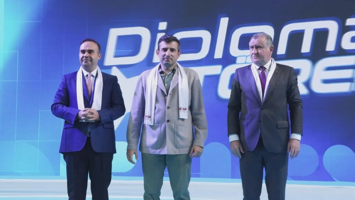 Türkiye'nin teknoloji yıldızları mezun oldu! Bakan Kacır: "Artık bambaşka bir Türkiye var" haberinin görseli