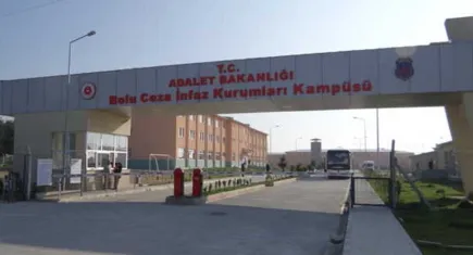 Cezaevinde dehşet: Tutuklu baba, açık görüşte 4 yaşındaki kızını dövdü