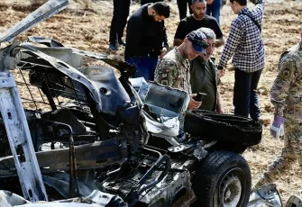 İsrail, Lübnan’ın güneyinde bir aracı İHA ile vurdu