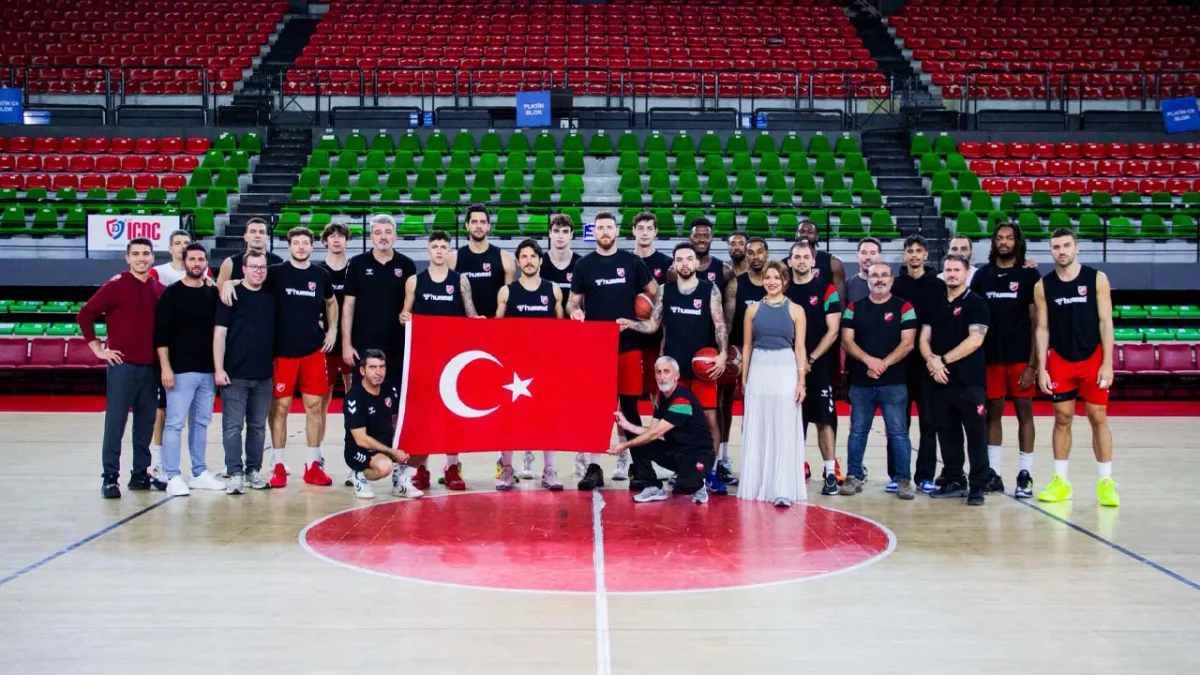 Kaf-Kaf, evinde Trabzonspor’u ağırlıyor haberinin görseli