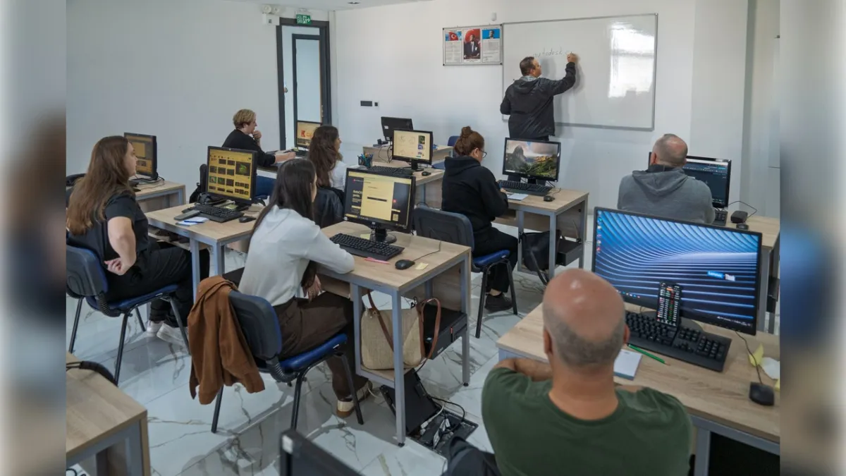 Mobilya Akademi’de eğitim mesaisi haberinin görseli