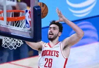 Rockets, Boston deplasmanında fırtına gibi esti: Alperen’den “double-double” katkısı