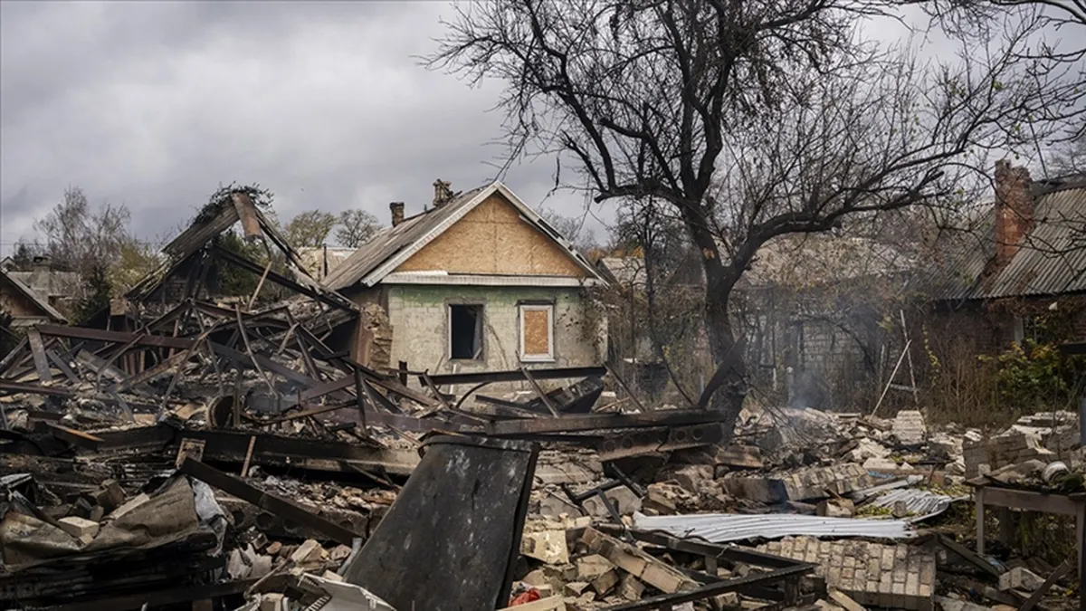 Zelenski duyurdu: Rusya’dan Ukrayna’ya saldırılar sürüyor haberinin görseli