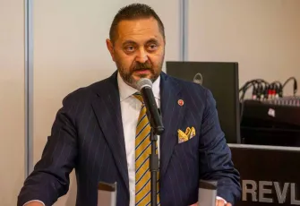 AK Parti’den Karşıyaka Belediyesi’ne ‘Bostanlı Pazarı’ tepkisi