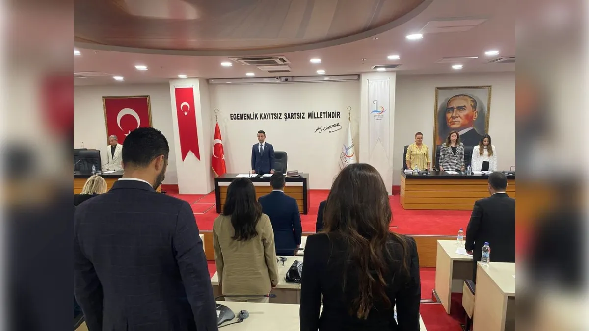 Bayraklı Belediyesi’nde depremzedeler için konut hakları masaya yatırıldı haberinin görseli