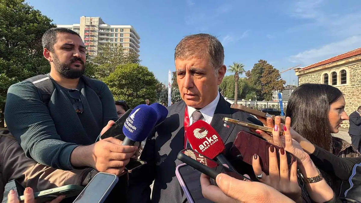 Cemil Tugay: Siyasetçilerimizin kendilerini toparlayacağına inanıyorum  haberinin görseli