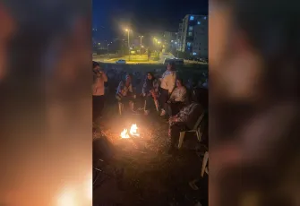 Çiğli'de halkın çöp nöbeti devam ediyor