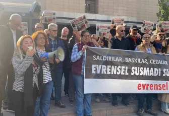 Evrensel Gazetesi’ne saldırı davası İzmir’de başladı