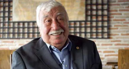 Usta oyuncu Ahmet Gülhan hayatını kaybetti