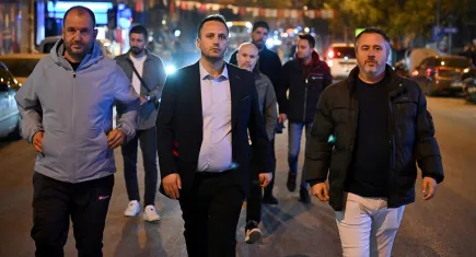 Başkan Eşki’den gece mesaisi: Mustafa Kemal Caddesi'ndeki çalışmaları yerinde inceledi