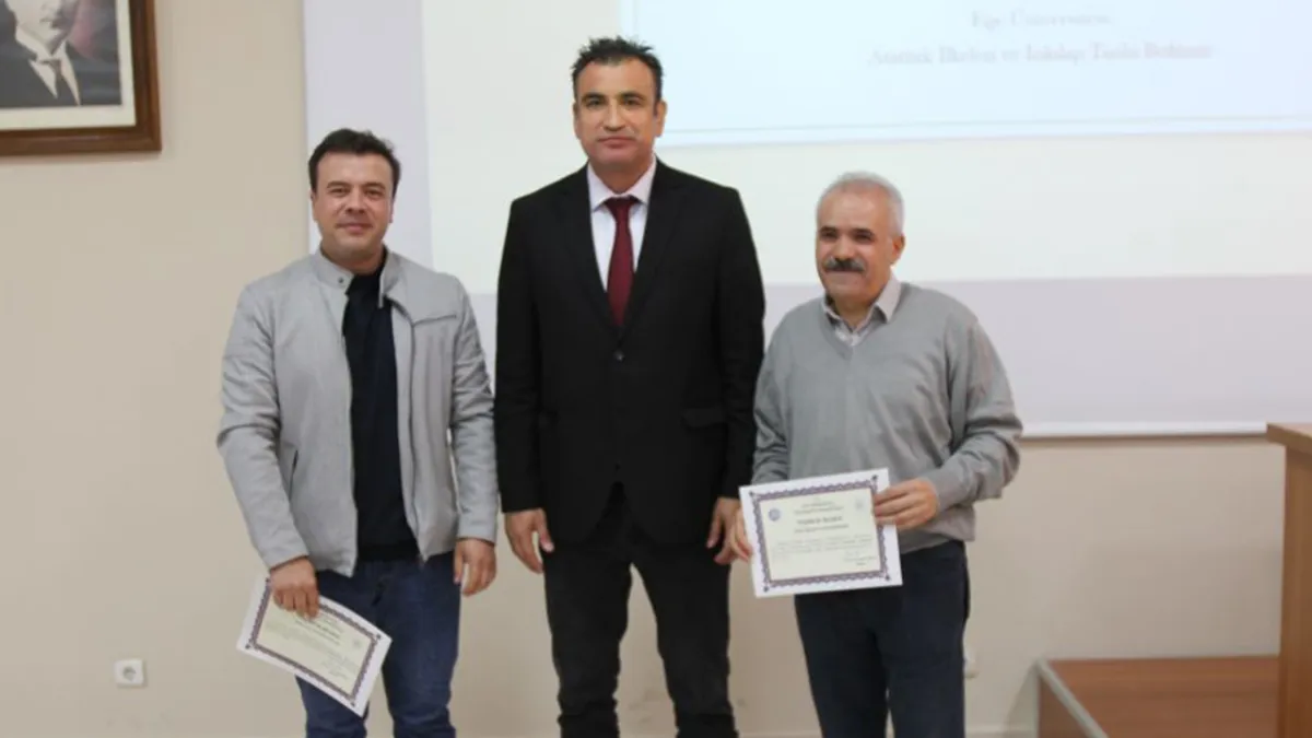 Ege’de Atatürk anması: Tarım politikaları ve cumhuriyet vizyonu konuşuldu  haberinin görseli