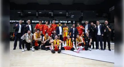 Göztepe, son anda kazandı