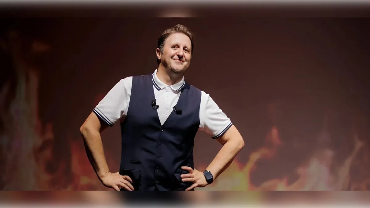 İlker Ayrık İzmir’de kahkahaya boğacak haberinin görseli