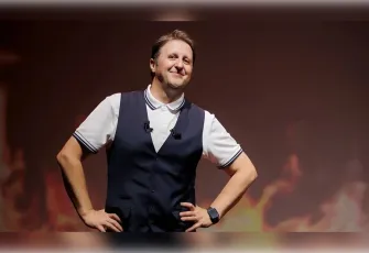 İlker Ayrık İzmir’de kahkahaya boğacak