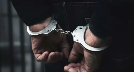 İzmir haber: Çeşme'de eğlence mekanını kurşunladığı iddia edilen şüpheli yakalandı