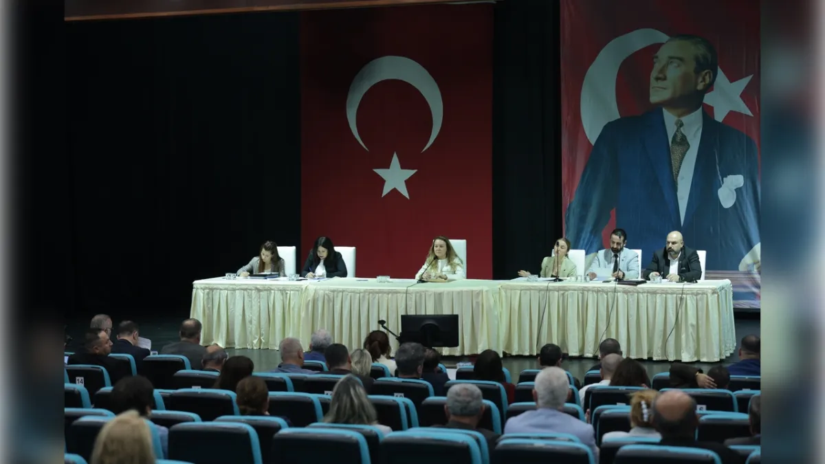 Konak Meclisi'nde TOKİ tartışması haberinin görseli