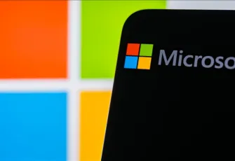 Microsoft’tan Körfez’e dev yatırım! 2029’a kadar BAE’ye 7,9 milyar dolarlık yapay zekâ hamlesi
