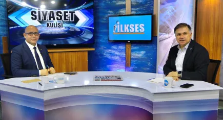 Uygur’dan İzmir’e ‘üçüncü yol’ mesajı