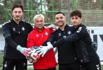 Altay’da 3 kaleci forma giydi