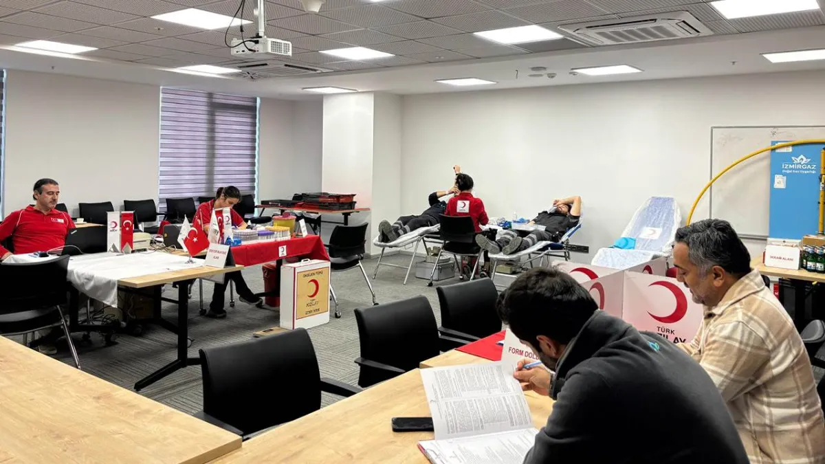 İzmir Doğalgaz’dan kan bağışı kampanyasına destek haberinin görseli