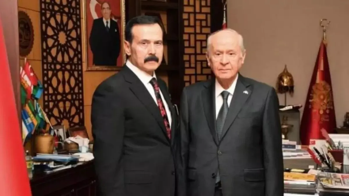 Kürşat yılmaz kimdir? Kürşat yılmaz neden yurt dışına kaçtı? Devlet Bahçeli ile nasıl bir ilişkisi var? haberinin görseli