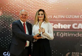Altın Üzüm Ödülleri 2025: Eğitimde Başarı Ödülü Dr. Seher Canerler’e Verildi