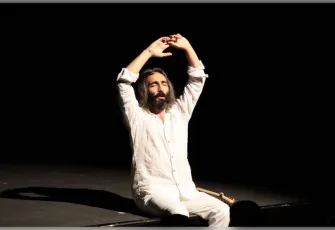 Fırat Tanış ‘Gelin Tanış Olalım’ oyunu ile İzmir’de sahne alacak