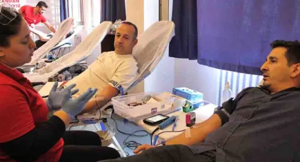 Kızılay Haftası’nda İzmir’de kan bağışı kampanyası 