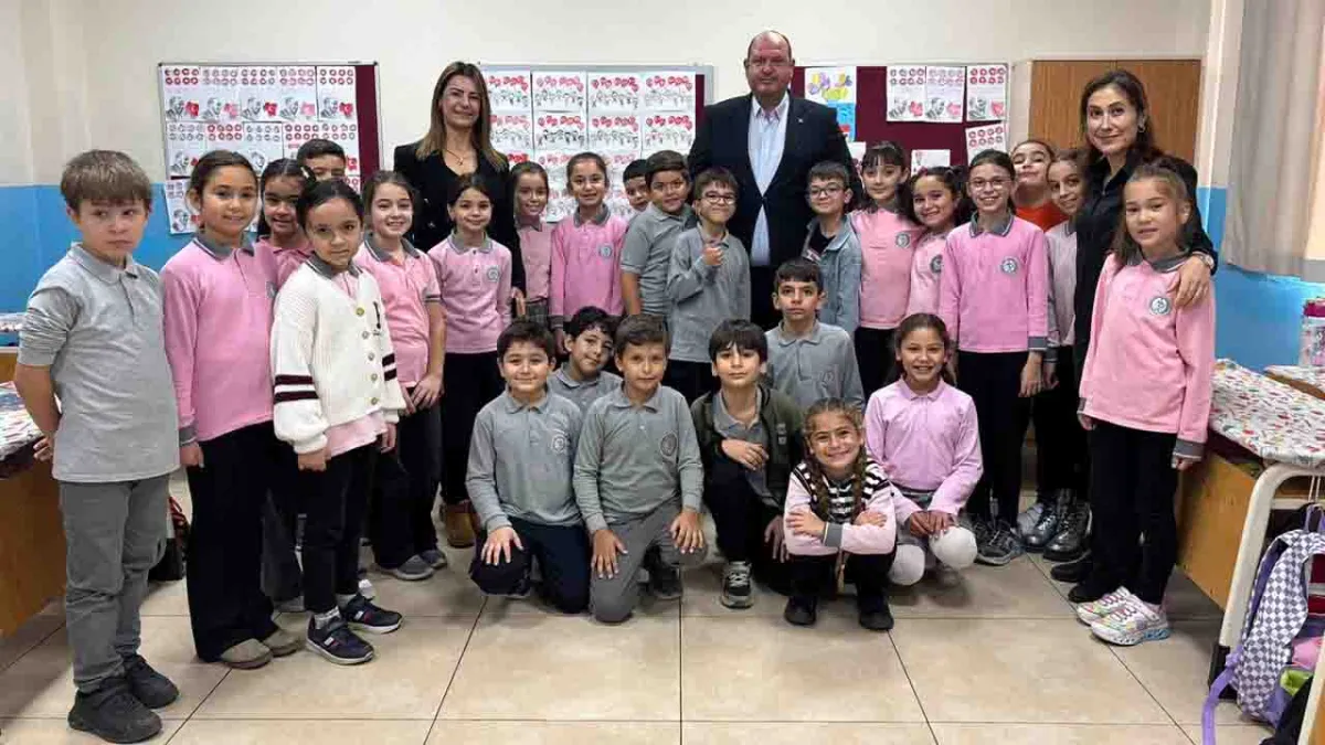 Menderes’te minik başkan yardımcısı sözünü tuttu: Başkan Çiçek’i getirdi haberinin görseli