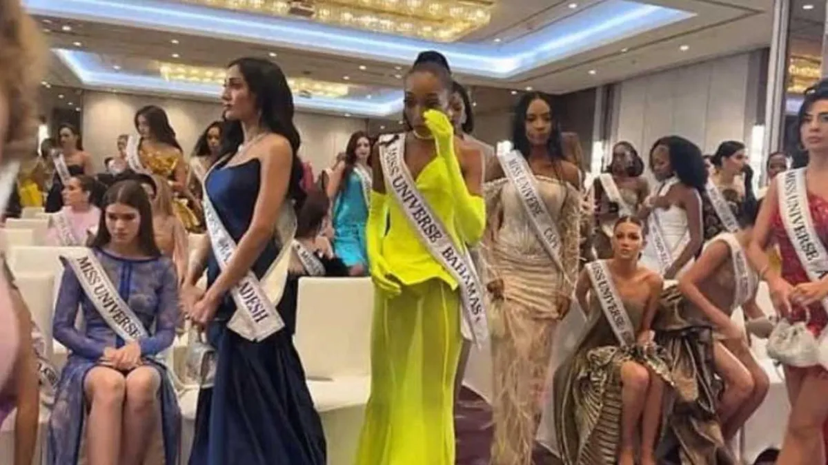 Miss Universe’de tansiyon yükseldi: Organizasyon sorumlusu Meksika güzelini sahnede azarladı, yarışmacılar salonu terk etti haberinin görseli